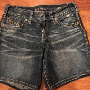Silver Suki shorts - mid length size 27/4